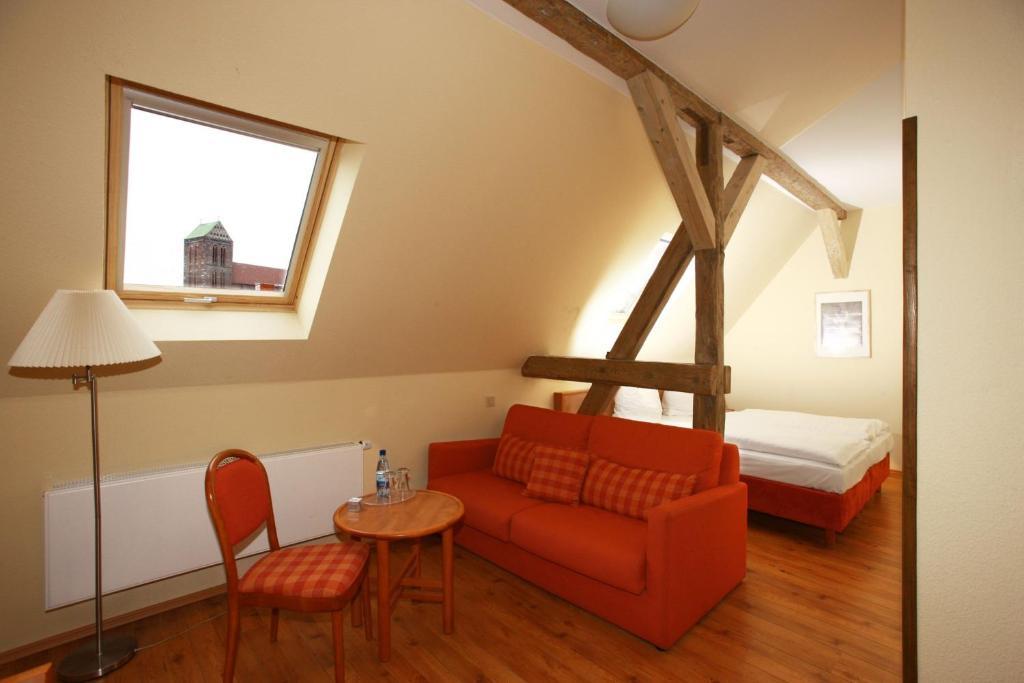 Restaurant & Hotel Wismar Exterior photo